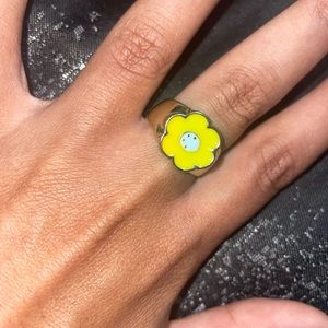Flower ring